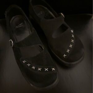 Dansko Mary Jane’s with thread detail